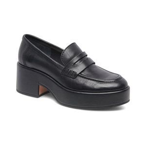 Dolce Vita Yanni Leather Loafer